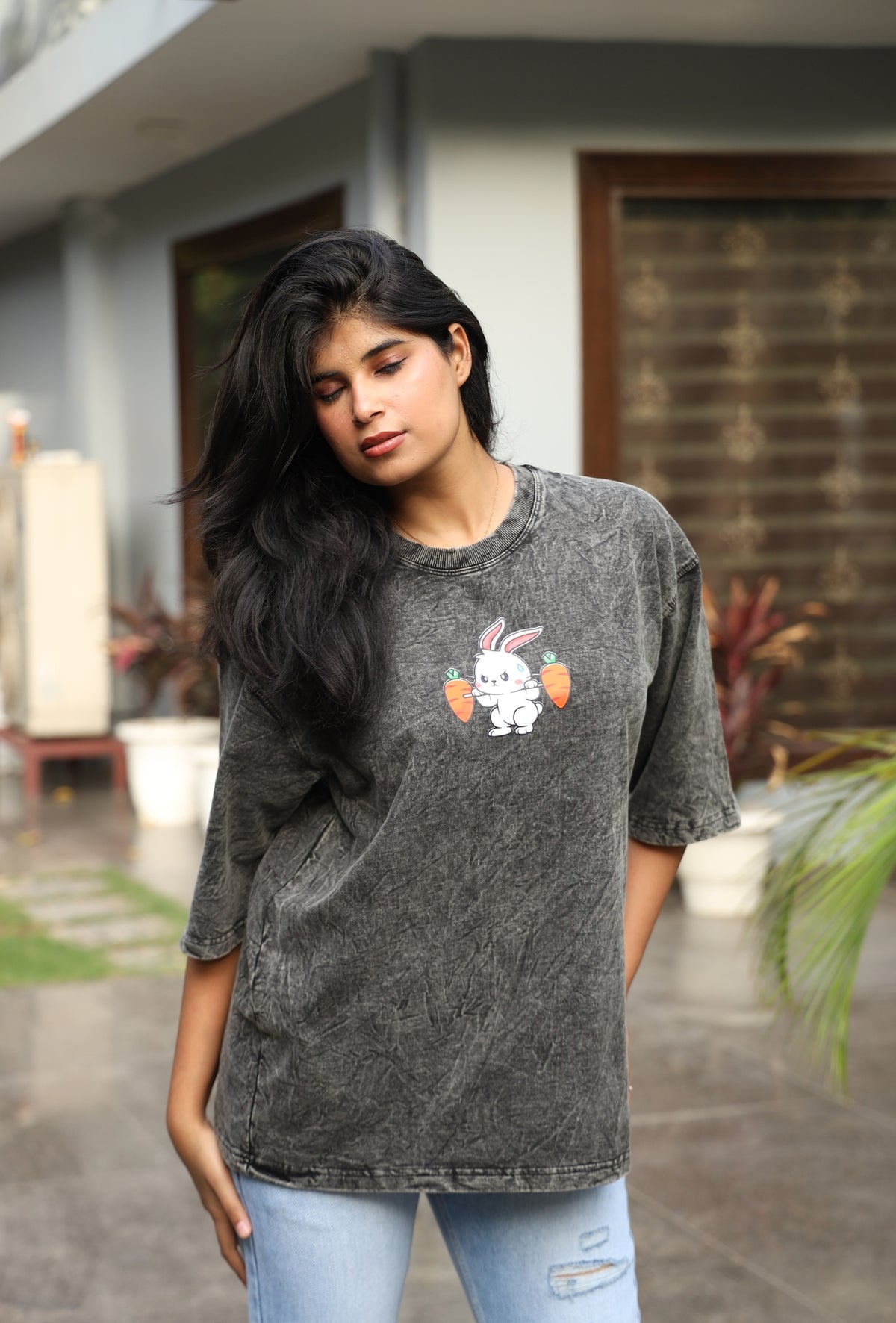 Looney Tunes - Beige Tee