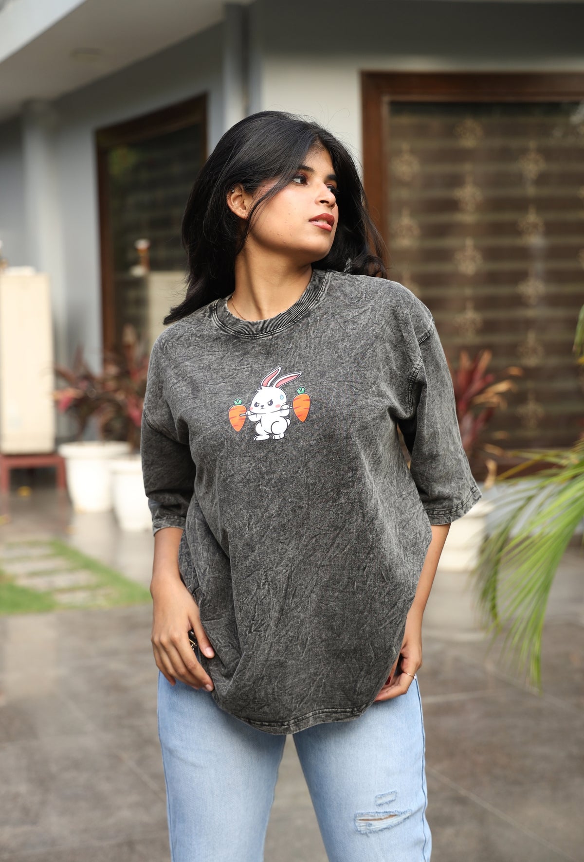 Looney Tunes - Beige Tee